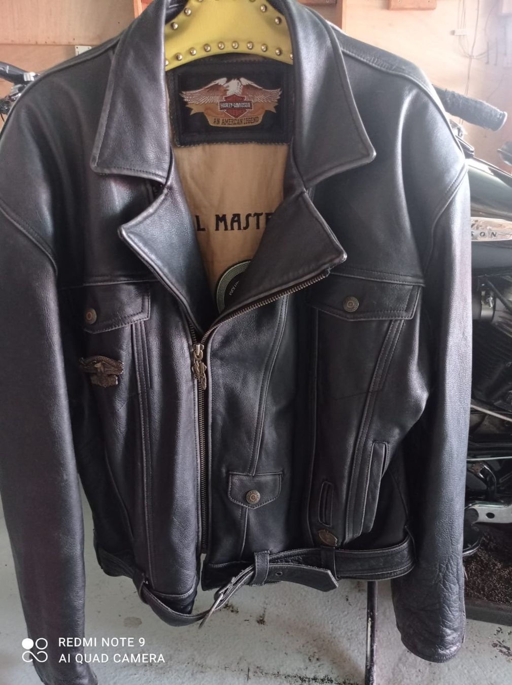 Harley-Davidson Vestes: Echte Lederjacke der Marke Harley Davidson – D'occasion à Herisau par dan_r5lk