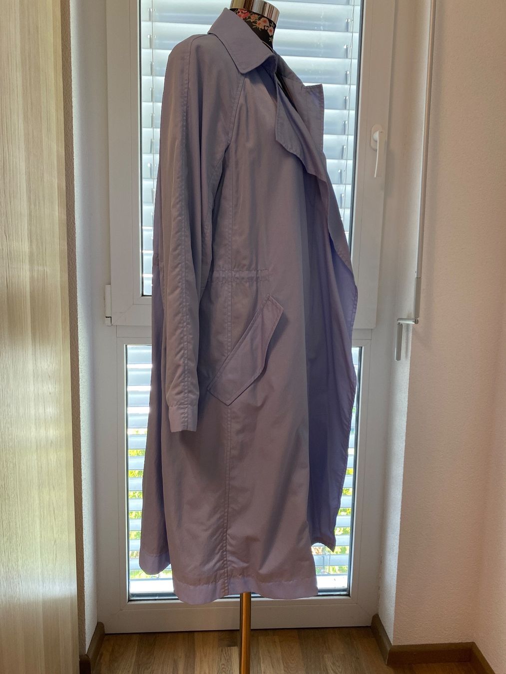 Hugo Boss Mäntel: Oversize Boss Mantel Größe 36 – Gebraucht aus balsthal von davidbalsthal23 1
