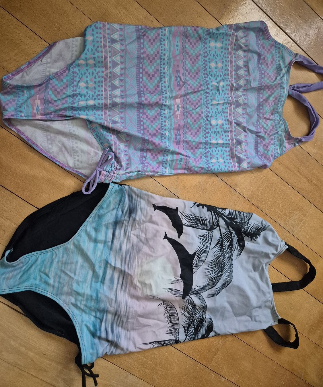 Maillots de bain: 2× badeanzug gr. 176/182 – D'occasion à Hergiswil NW par kedova3