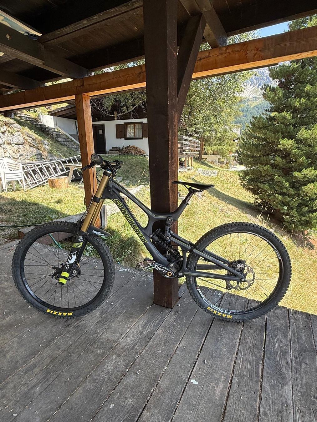 Santa Cruz Biciclette: Vtt Santa Cruz V10 – Usato da lausanne venduto da monteisola