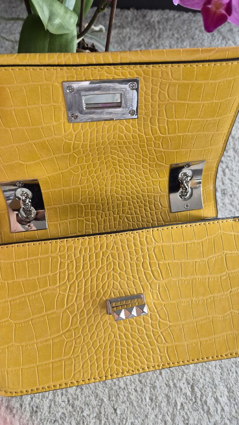 Borse da donna: Carpisa gelbe Tasche – Nuovo (secondo la descrizione) da Romanshorn venduto da Eleony 2
