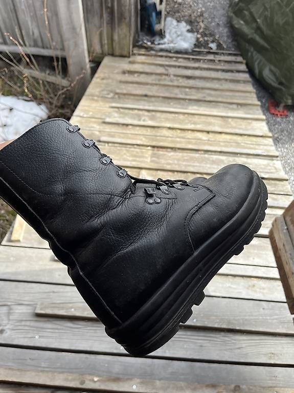 Scarpe da uomo: KS 14 – Usato da Schönried venduto da BigBlockV8