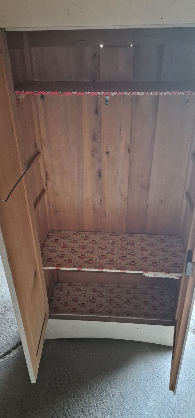 Schränke: Alterschrank  – Gebraucht aus biberist von Jwan0 3
