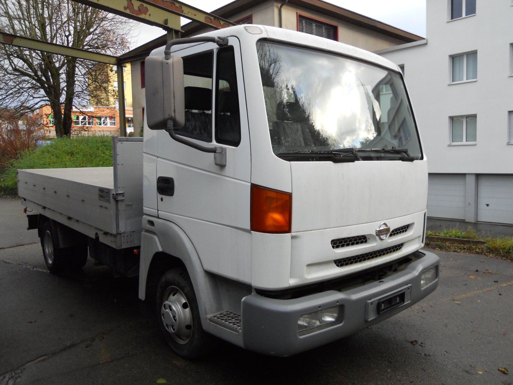 Nissan Nutzfahrzeuge: Nissan Atleon 110 – Gebraucht aus Oetwil am See von Spera3