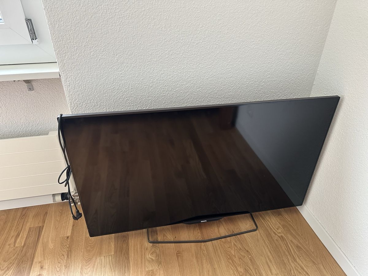 Philips Fernseher: Philips Fernseher 48Zoll mit Ambilight – Gebraucht aus Uerkheim von Crank99