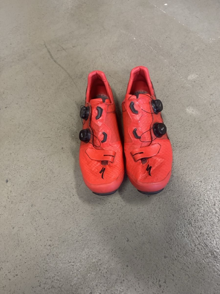 Herrenschuhe: Specialized S-Works Rennradschuhe, Grösse 44, Top! – Gebraucht aus Aarburg von Mobilyaci