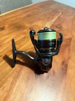 Shimano Cardiff XR C2000S Angelrolle mit Schnur – Neu!