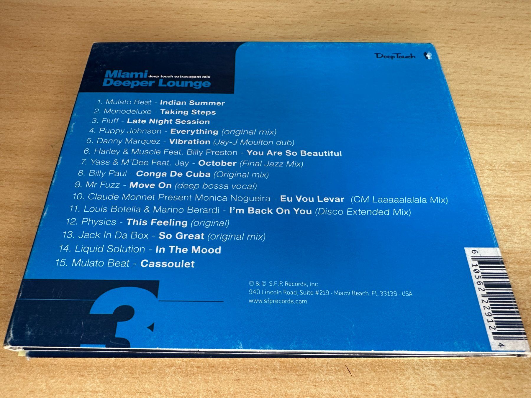 CD: Miami Deeper Lounge 3 - Deep Touch extravagant Mix – Usato da Rikon im Tösstal venduto da Alpenmutz 1