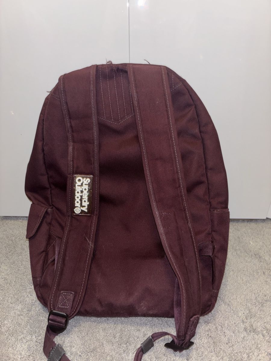 Superdry Zaini: Superdry Rucksack dunkelrot / lila – Usato da Winterthur venduto da van_8fsq 2