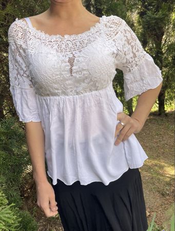 Glamour Camicetta bianca di bell pizzo👌M/L👌per feste