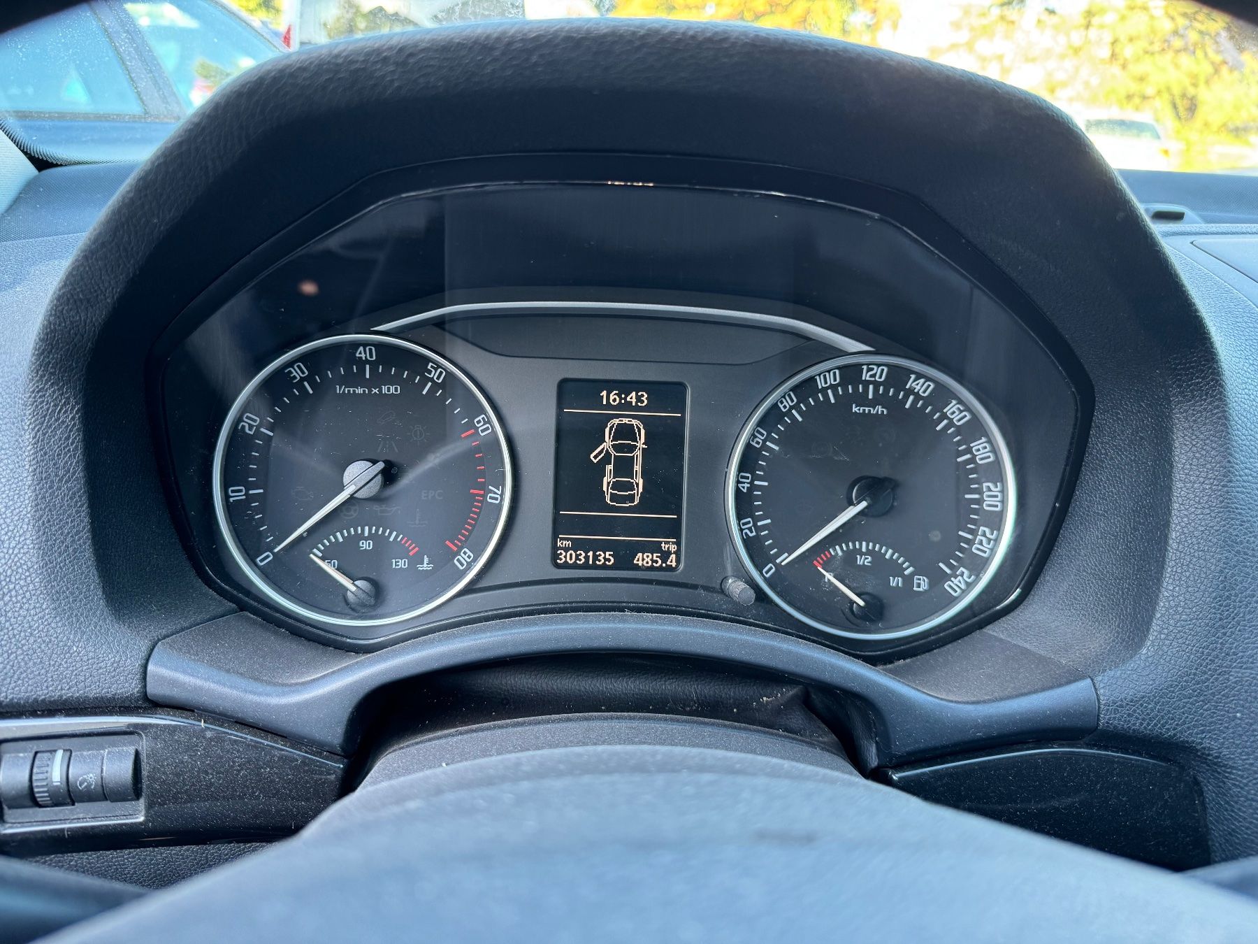 Skoda Automobili: Skoda Octavia 1.8 4x4 – Usato da St. Gallen venduto da AutoSG 7