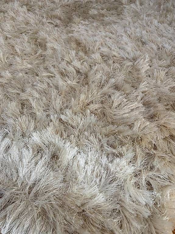 Bolia Teppiche: White fluffy carpet (Bossa collection, Bolia) – Gebraucht aus Zürich von mar_lz8m 2