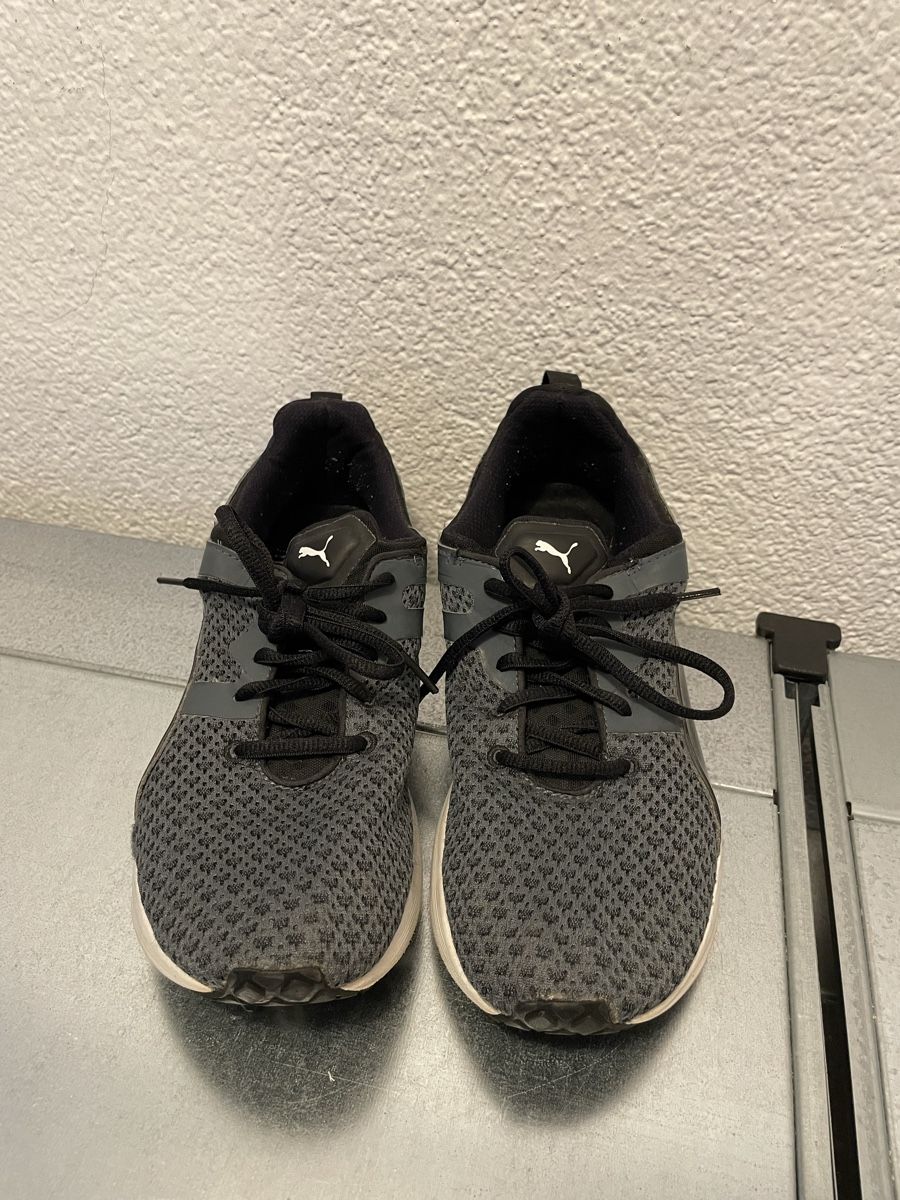 Puma Damenschuhe: Puma Turnschuhe 39 – Gebraucht aus Zürich von Cam_B