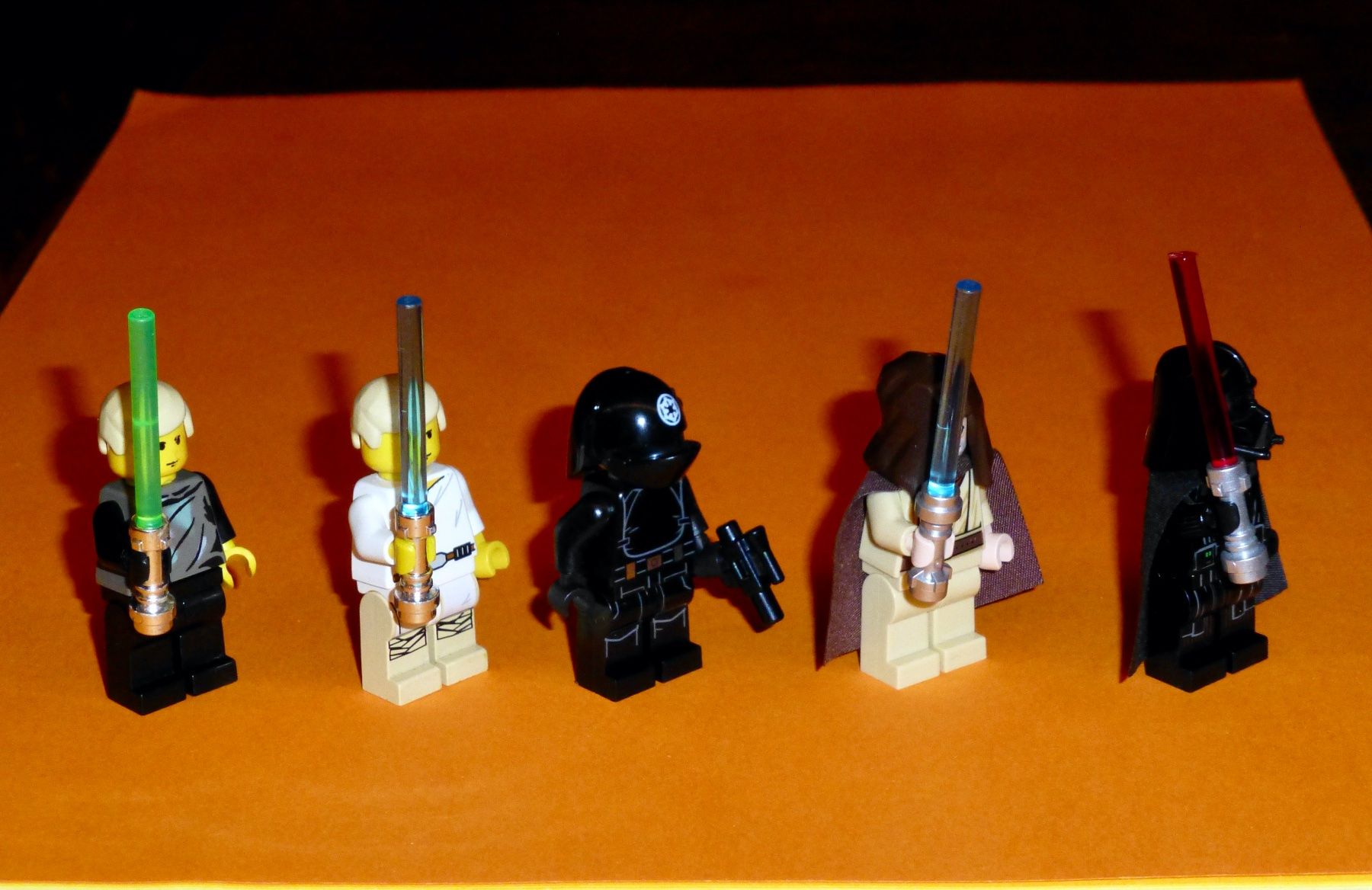 Lego Spielzeuge: Lego Star Wars / 5 Minifiguren plus Waffen – Gebraucht aus Langnau am Albis von Maugli 1
