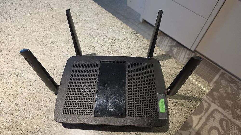 Photo inspiration: Linksys Ea8100 Router Firmware Update Faqs Reference: Linksys Ea8100 Router Gebraucht In Uznach Für Chf 50