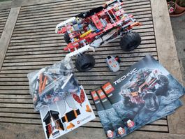 Lego 9398 4x4 Jeep mit Fernbedienung 