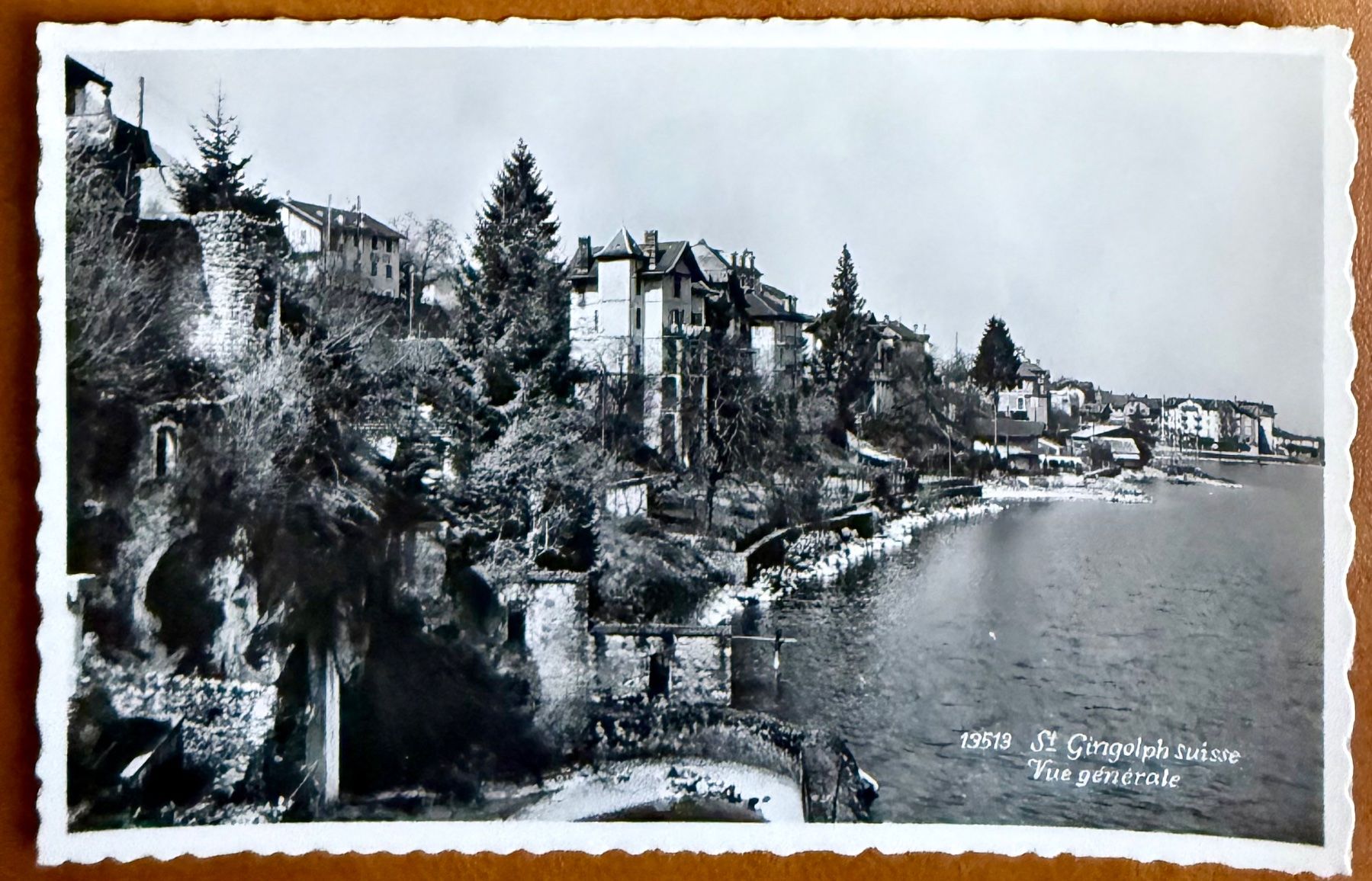 Cartoline postali: St. Gingolph - Belle vue générale. 1961 – Usato da Lutry venduto da Ediego