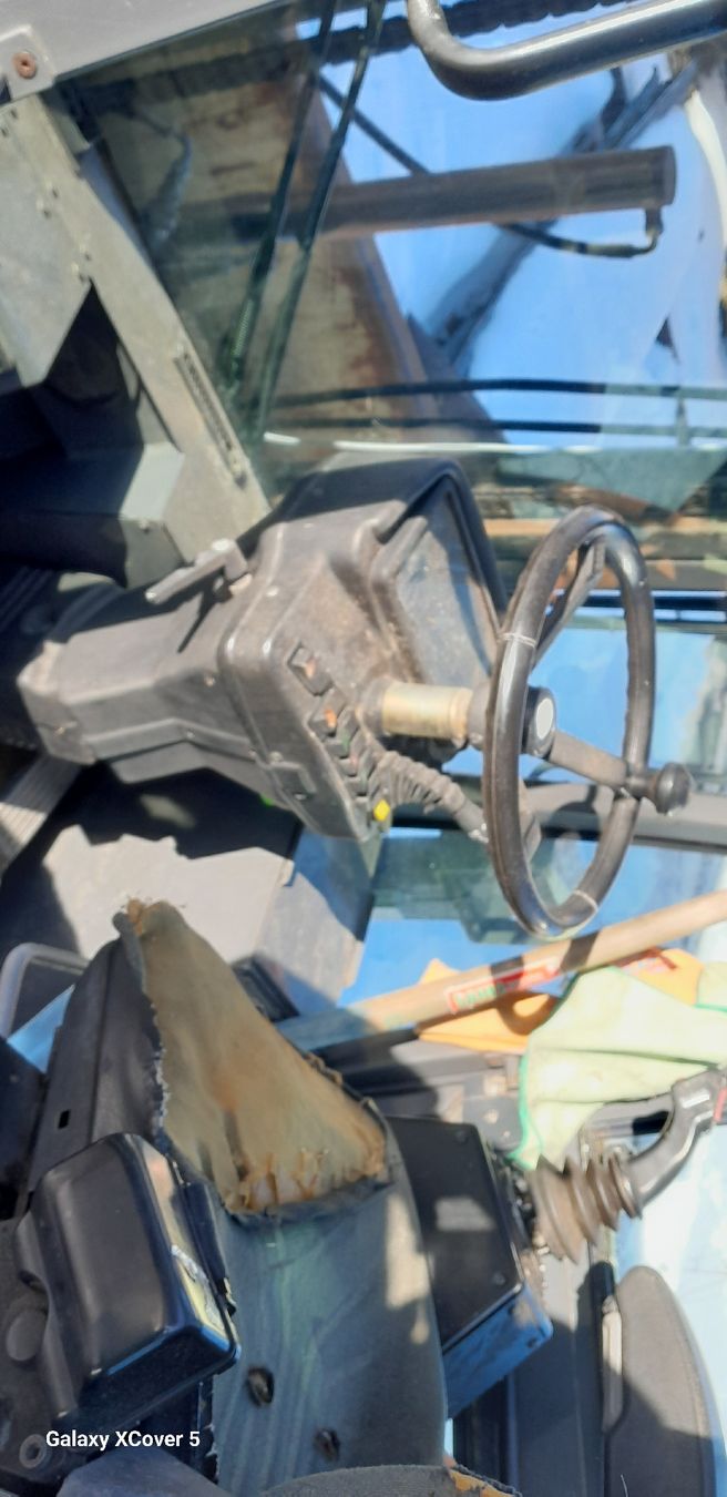 Carrelli elevatori e a forche: Frontstaper Ranger, mit Verladeschaufel – Difettoso da Einsiedeln venduto da Paletten 8
