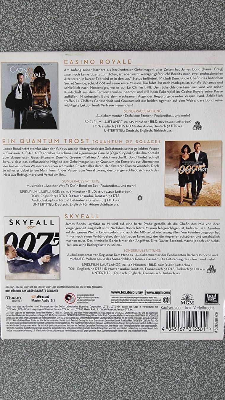 Tous les DVDs: Blu Ray - James Bond Casino Royale/ Skyfall/ Ein Quantum – D'occasion à Oetwil am See par fineli2 1