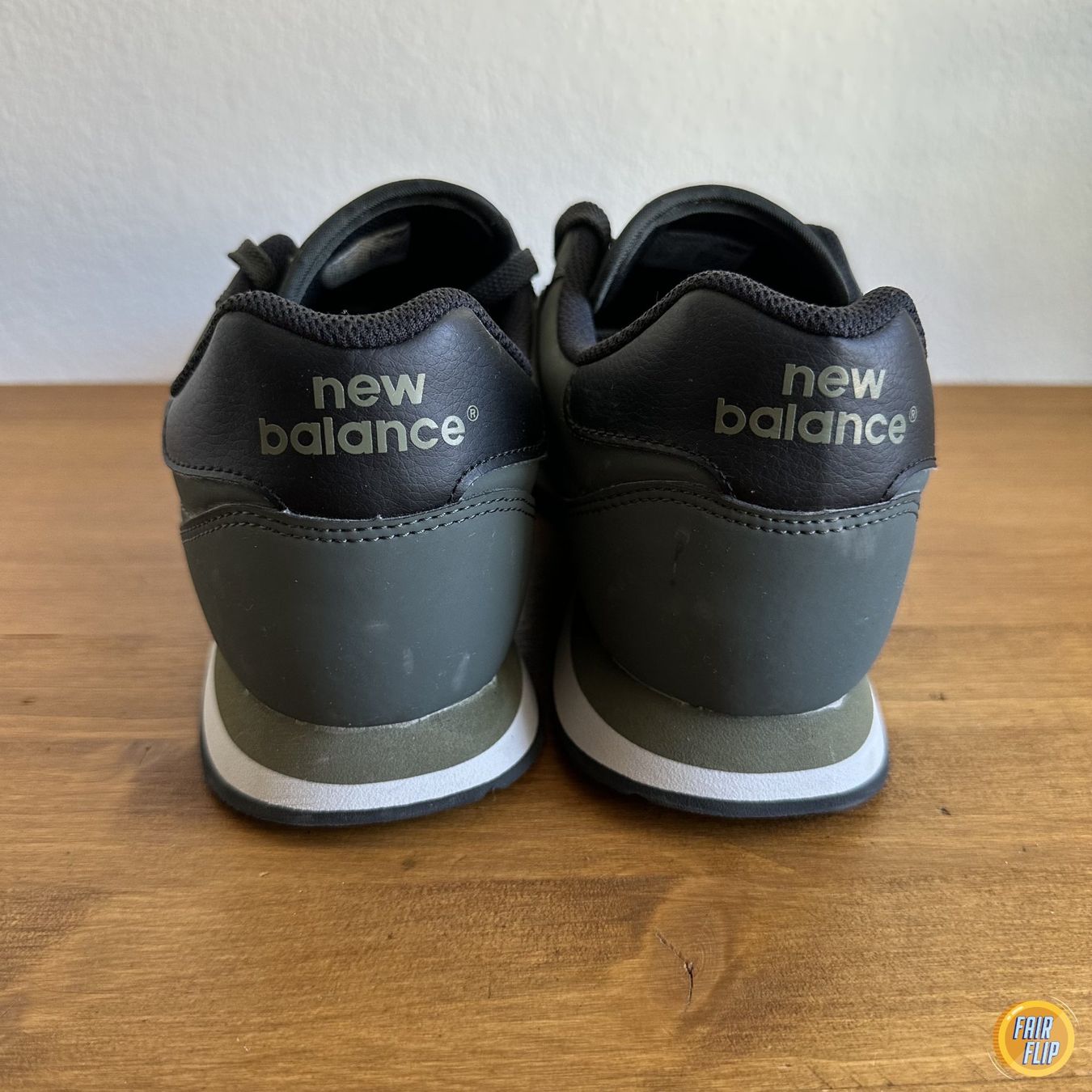 New Balance Scarpe da uomo: New Balance 500 Herren Gr. 45.5 – Usato da Luzern venduto da fairflip 2