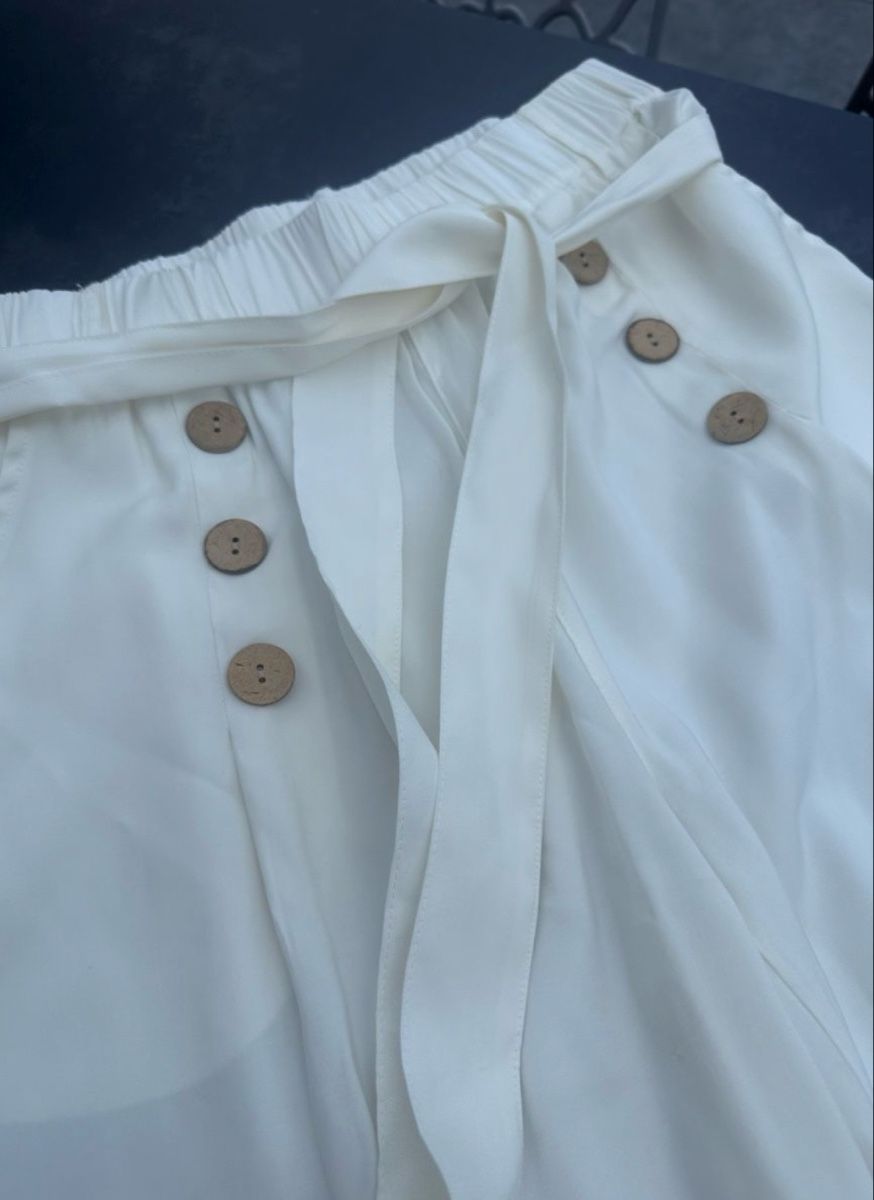 Pantaloni: Coole leichte Sommerhose M – Usato da Winterthur venduto da Sunshineandrain 1