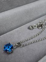 Collier argent avec zircons