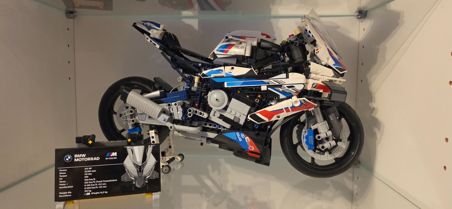 Kit di modellismo & Modellini statici: LEGO Technic BMW M 1000 RR (42130) – Usato da Brunnen venduto da hen_g7sx 1