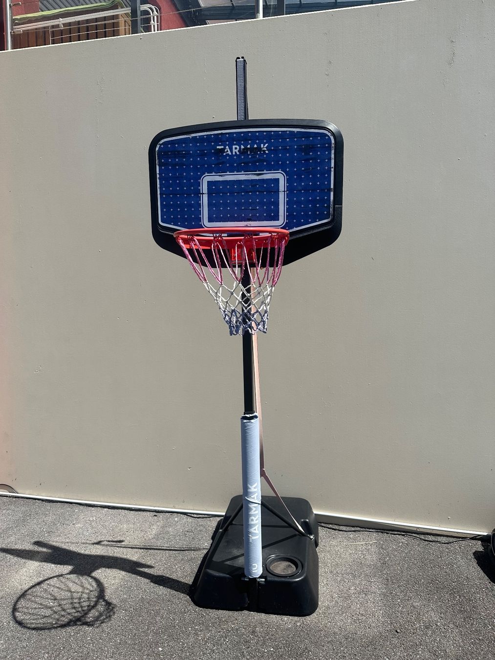Paniers de basket: Panier de basket – D'occasion à Gampelen par Gflocon