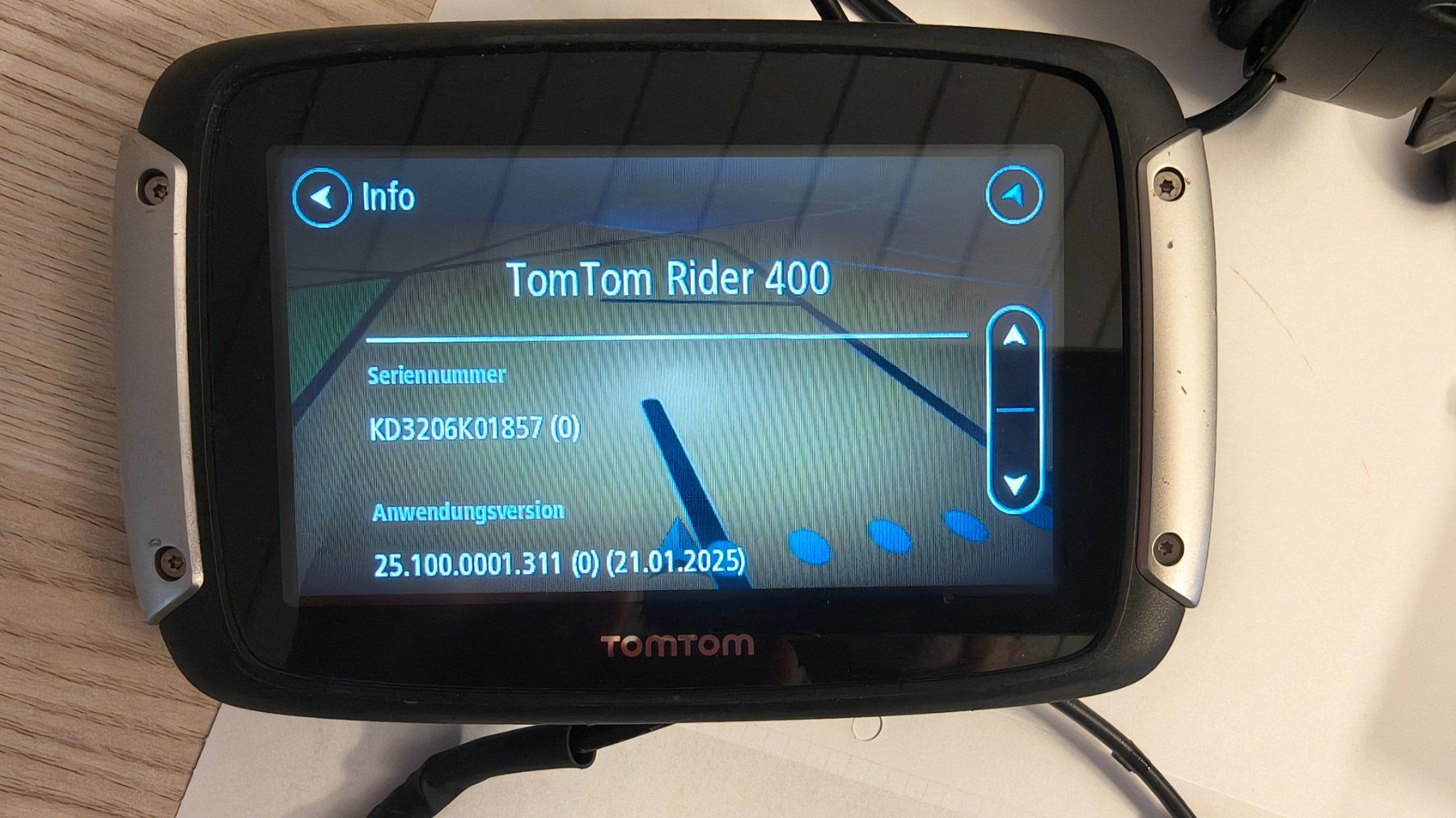 Tomtom Navigatori: Tom Tom Motorrad Navigationsgerät Rider 400 – Usato da Aadorf venduto da rol_yw6q 2