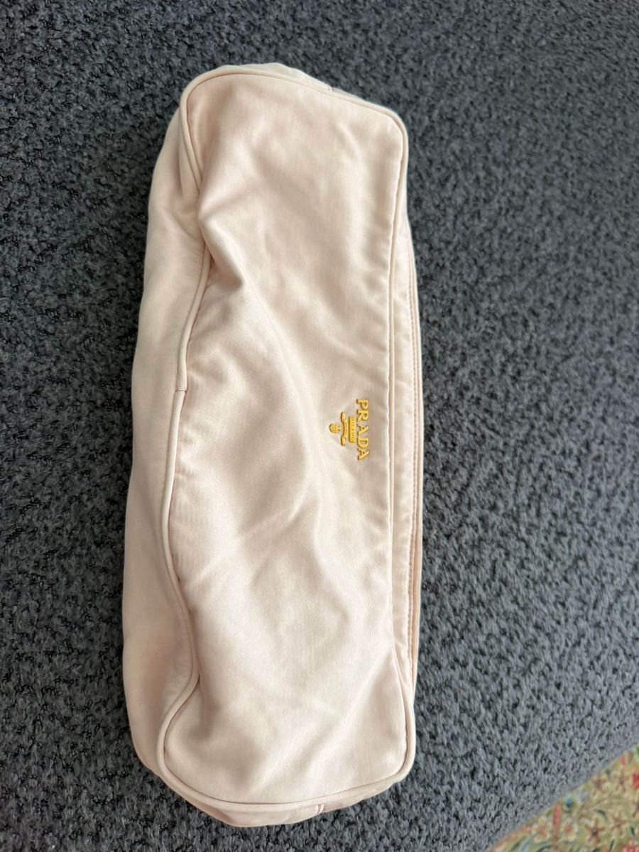 Prada Kosmetikkoffer: Trousse Prada – Gebraucht aus pully von asi_w6gl
