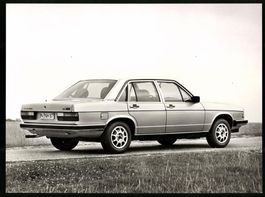 Fotografie Auto Audi 100 GL 5E, Viertür