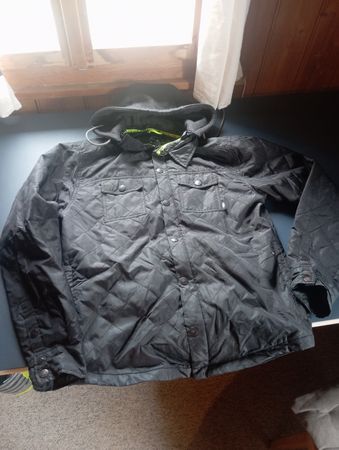 saga jacke L