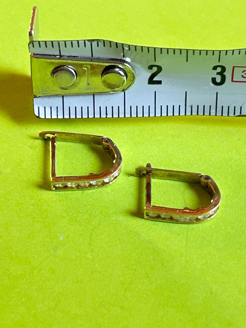 Ohrringe & -stecker: Kreolen halbrund goldfarben  Whities – Gebraucht aus Dittingen von Bellevista 3