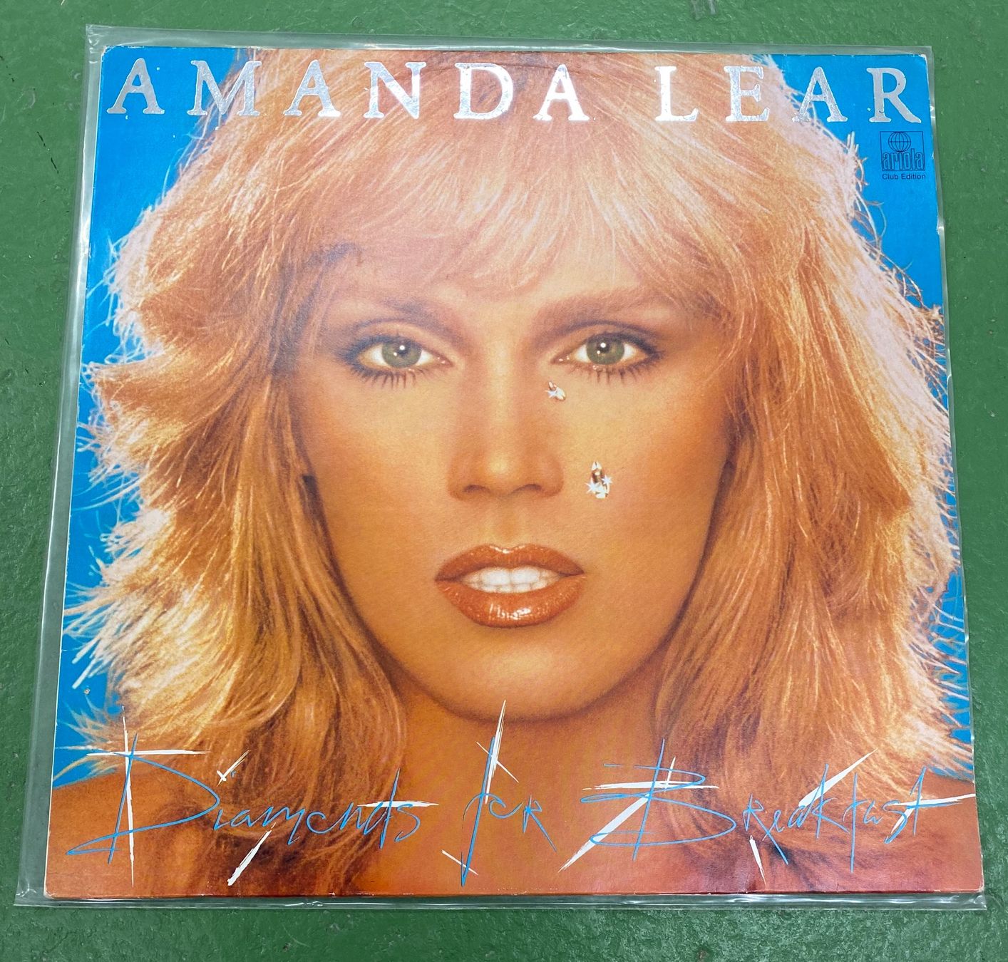 Dischi in vinile: Amanda Lear: Diamonds For Breakfast – Usato da Basel venduto da Ostschweiz06