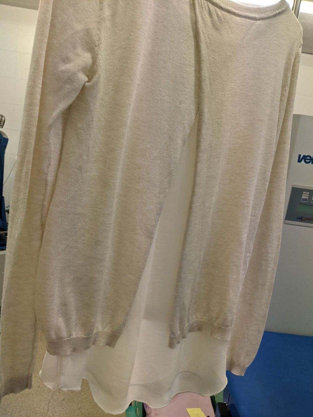 Pullover & Sweatshirts: AMISU Pulli, Gr L – Gebraucht aus Langnau am Albis von Judithsebi 1