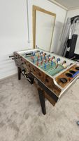     Profi Tischfussball Töggelikasten aus massivem Holz 