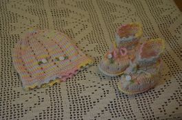 TAILLE 62-68 - BABY SET NEU - HANDARBEIT