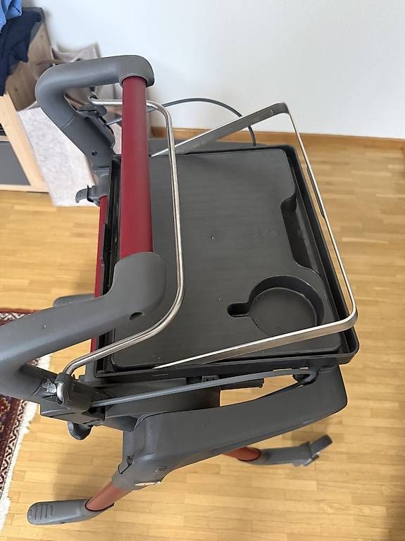 Ausili per la deambulazione: Rollator  – Usato da Hubersdorf venduto da Beatrice60 2