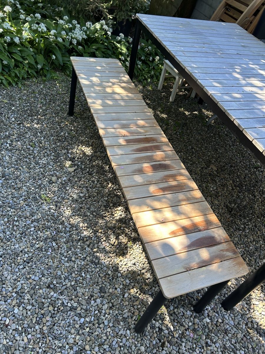 Tavoli: Gartentisch mit Bank aus Holz – Usato da Rorschach venduto da Smintine 1