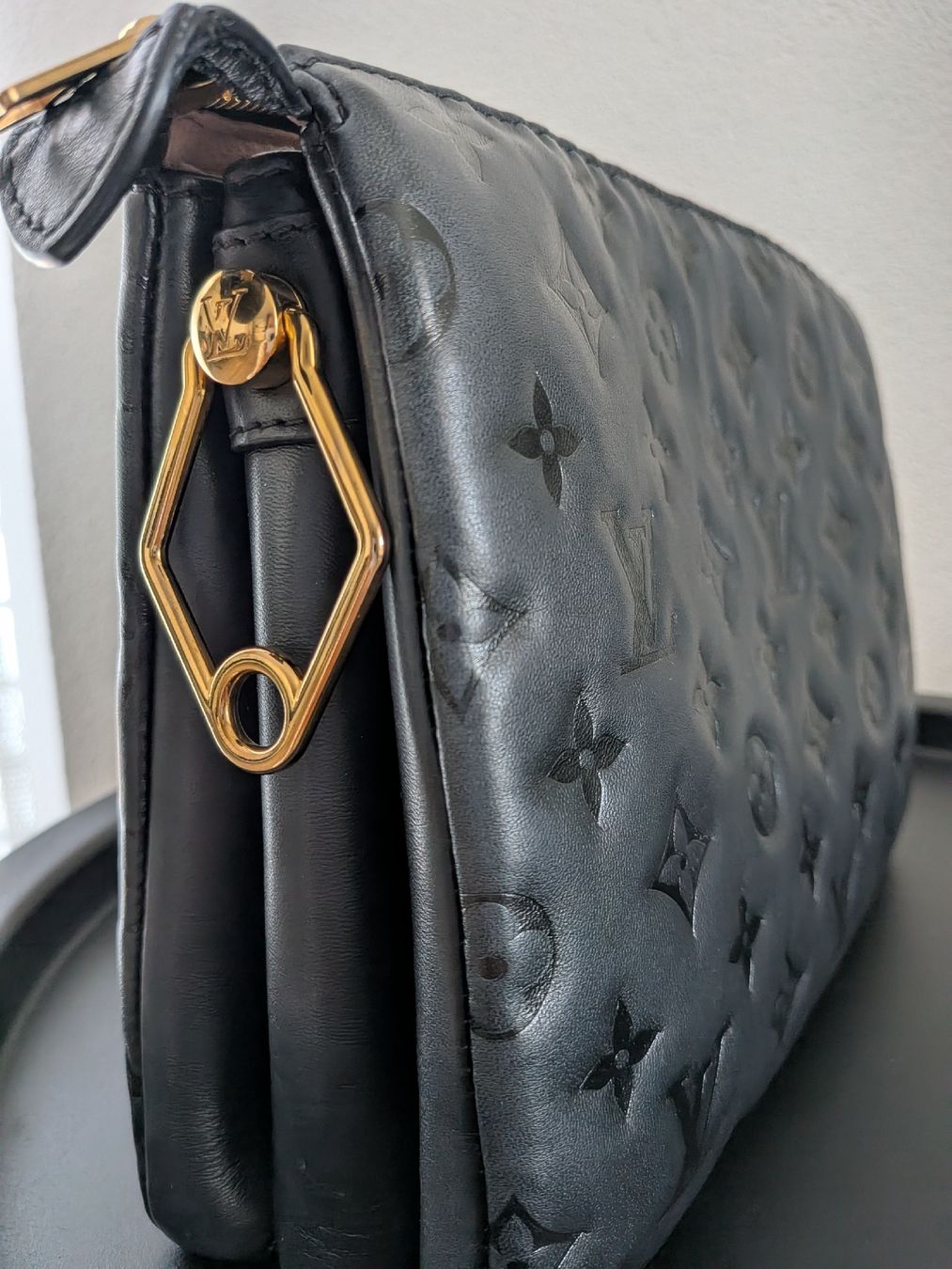 Louis Vuitton Borse da donna: Louis Vuitton Coussin PM Noir – Usato da Morges venduto da dhi_y2qk 4