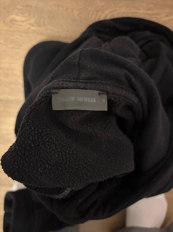 Maglioni & Felpe: schwarzer Pulli – Usato da Chur venduto da gio_6rlp 2