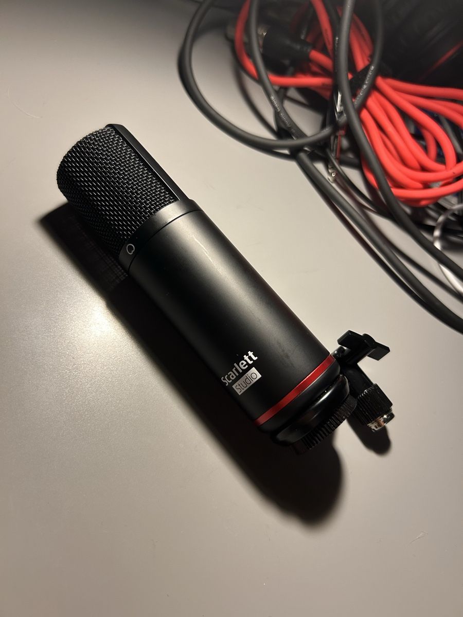 Registratori: Focusrite Scarlett Solo Studio Set – Usato da Basel venduto da lenarrari 7