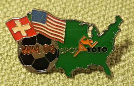 O922 - Pin Schweiz USA Amerika Fussball WM 1994 SPORT / TOTO