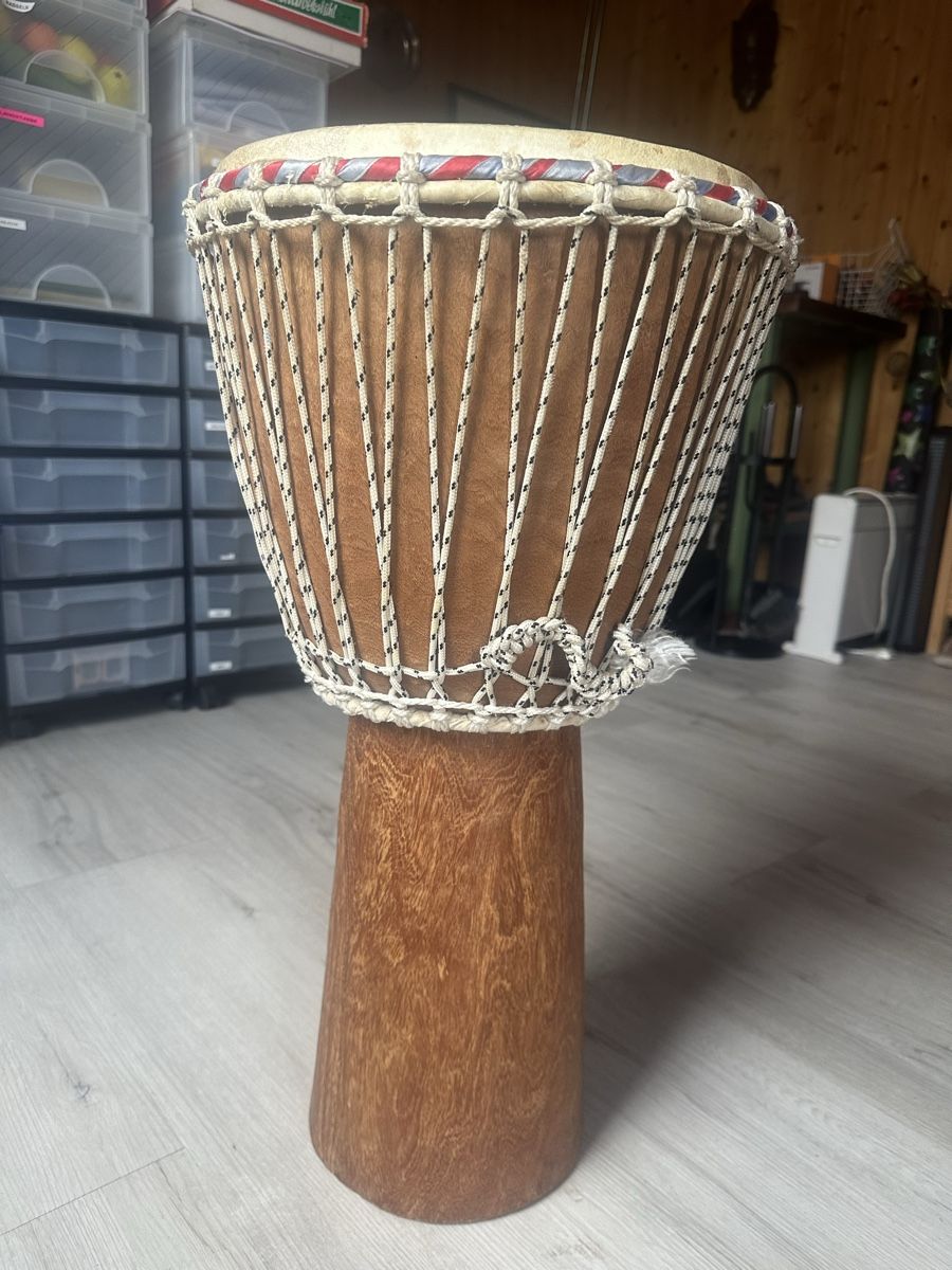 Musikinstrumente: Schönes Djembe – Gebraucht aus Luzern von Eknime 2