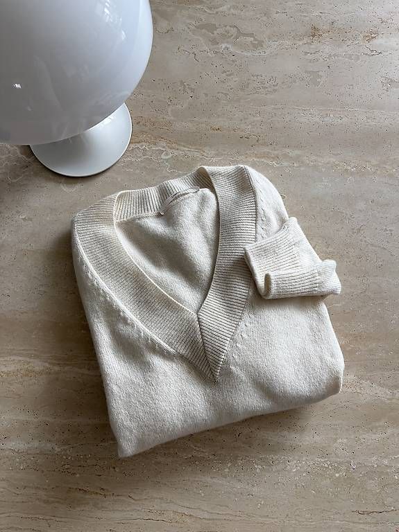 Pulls & Sweat-shirts: Lanius Wollpullover V-Ausschnitt Gr. M – D'occasion à Unterägeri par mar_96hk
