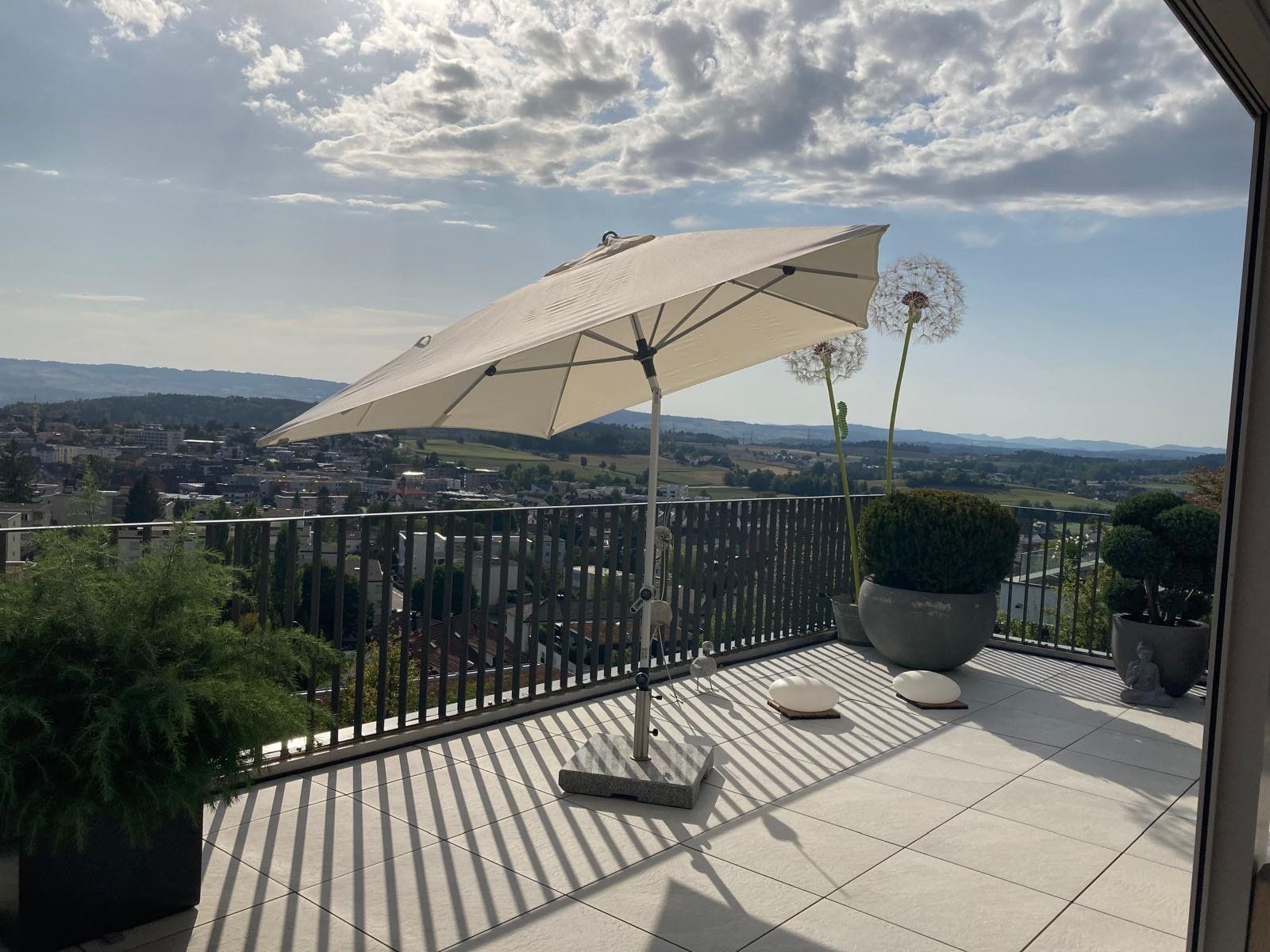 Parasols: Sonnenschirm mit Sockel – Neuf (Voir description) à Affoltern am Albis par rocky52 4