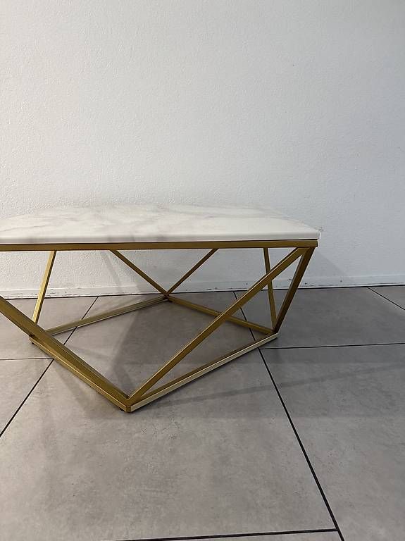 Tavoli: Eleganter Couchtisch in Marmor & Gold – Usato da Lengnau BE venduto da aya_2tvj 2