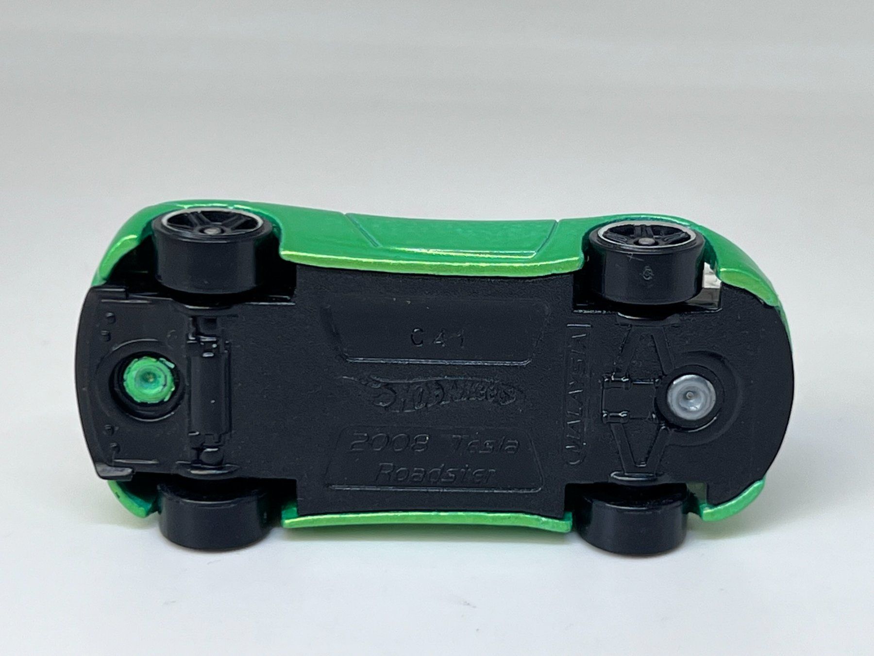 Hot Wheels Modellini d'auto: Hot Wheels 2008 Tesla Roadster #141 – Usato da Wildegg venduto da LaaBoutique 3