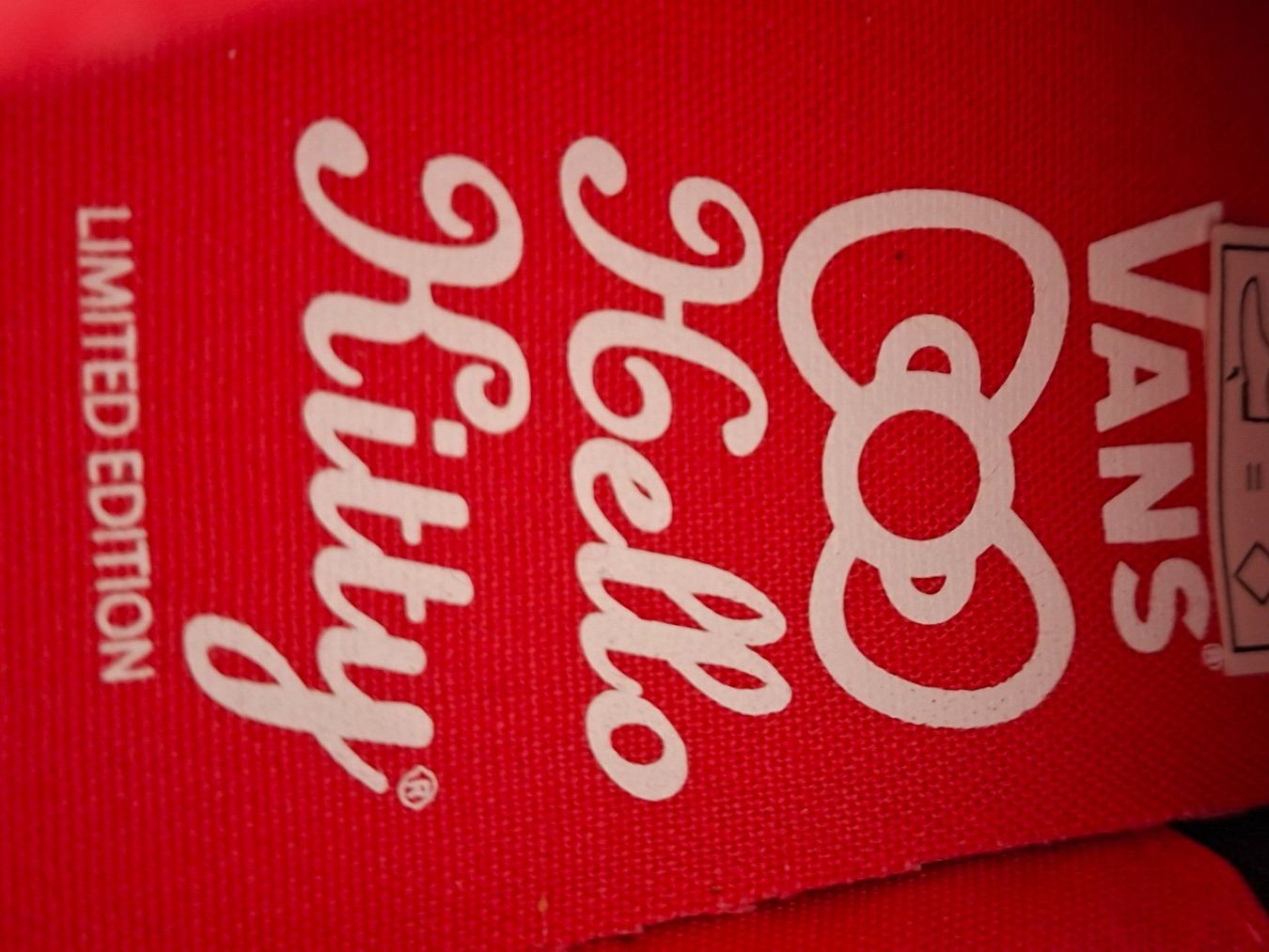 Vans Scarpe da uomo: Vans Hello Kitty Turnschuhe Limited Edition Gr. 39 – Nuovo e nell'imballaggio originale da Gattikon venduto da jeansgli 2
