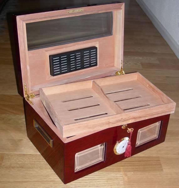Humidor per sigari: Humidor KL 120 rot – Nuovo e nell'imballaggio originale da Schmerikon venduto da Fuse4 1